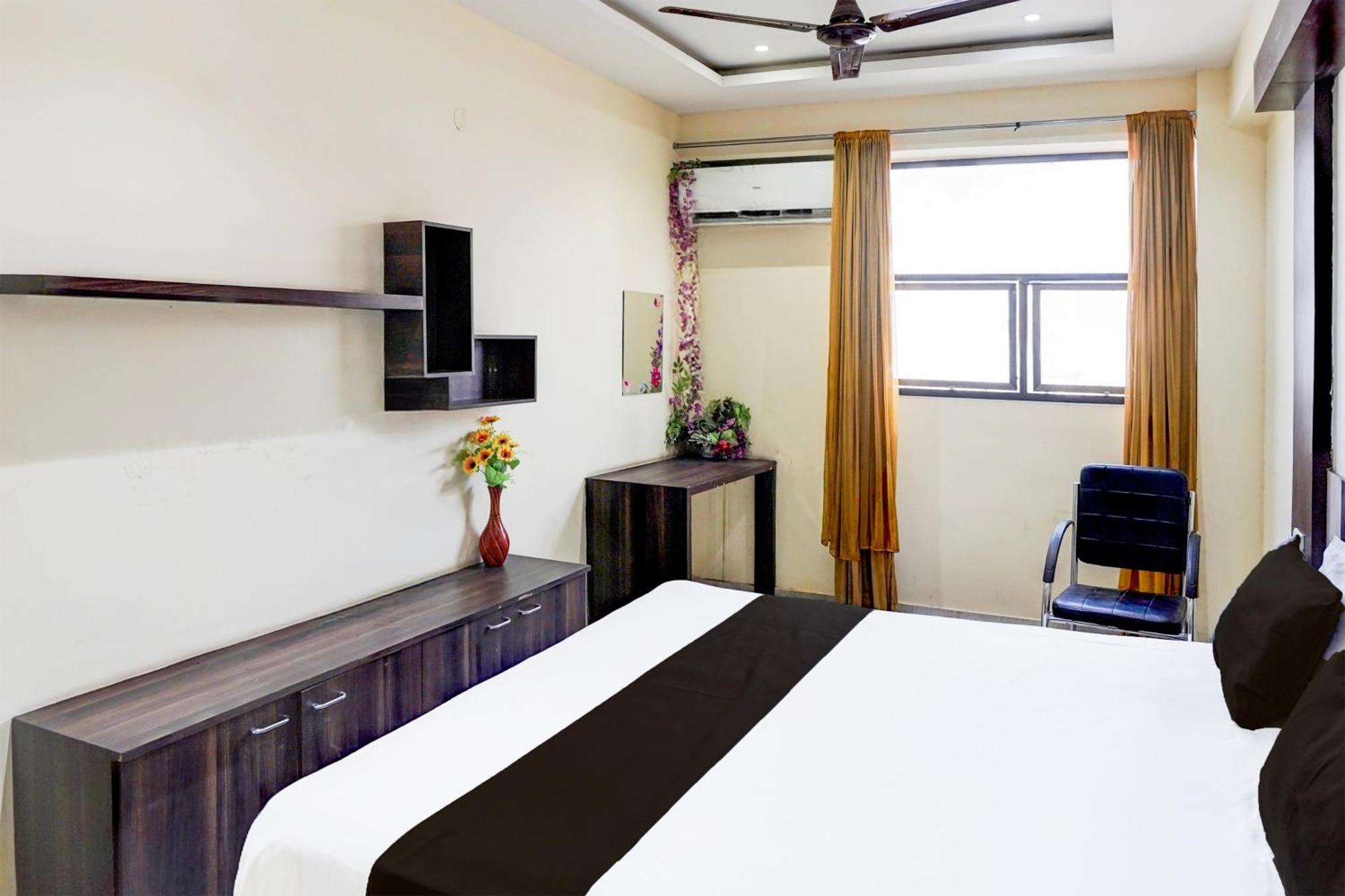 Hotel O Ss Palace Rāipur Esterno foto